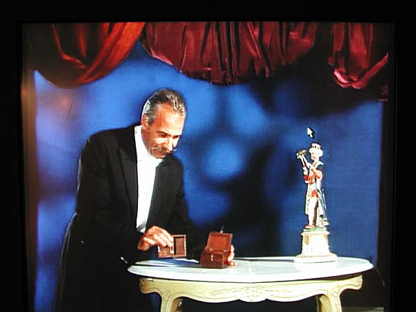 Magician video