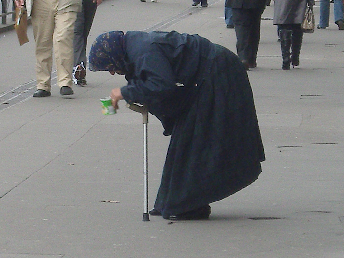 fake beggar